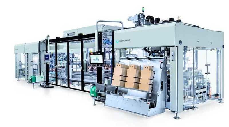 Combined flexible robotic packaging machine Innopack TLM by Schubert and KHS.